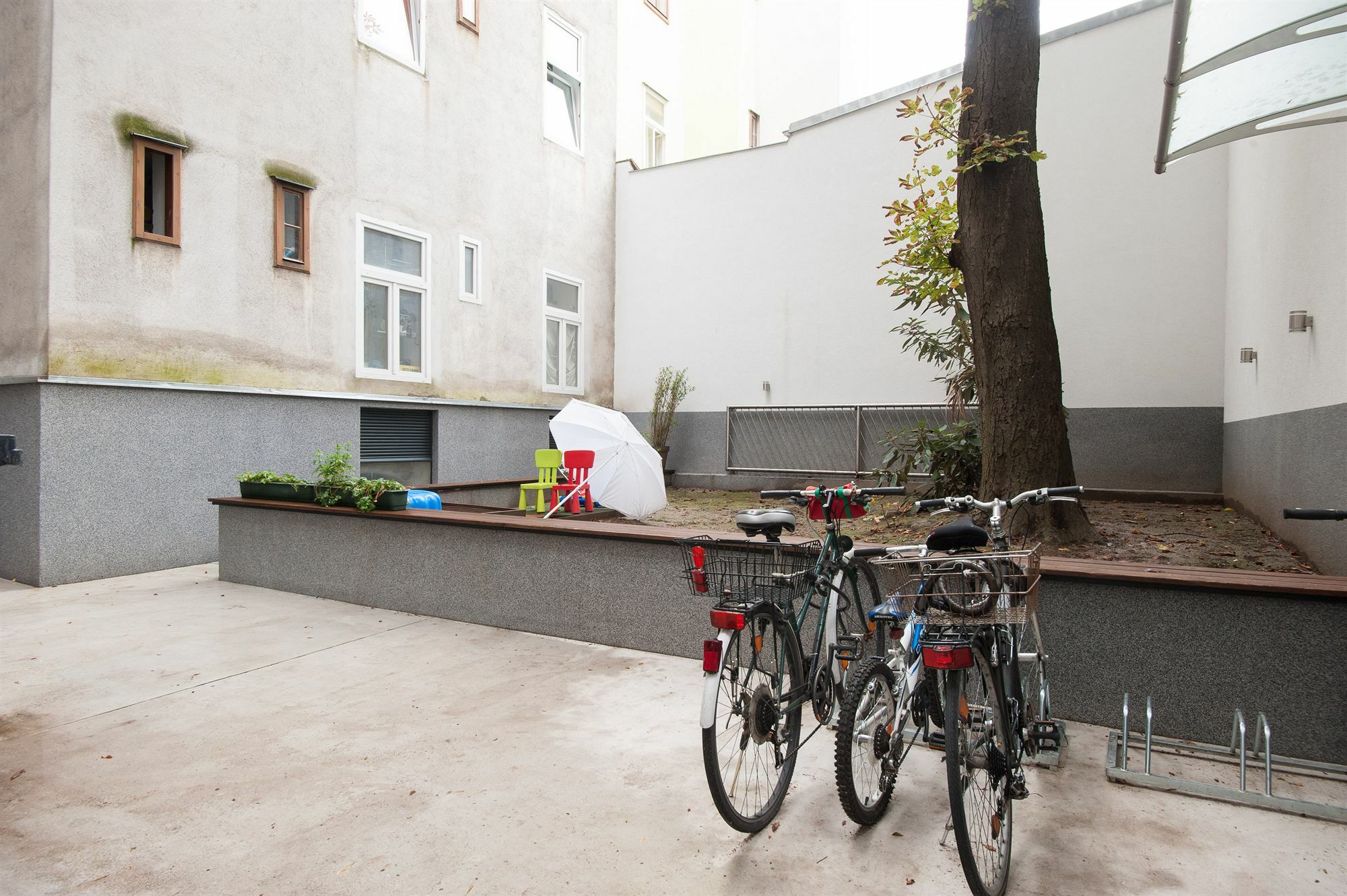 Royal Resort Apartments Westbahnhof Bécs Kültér fotó